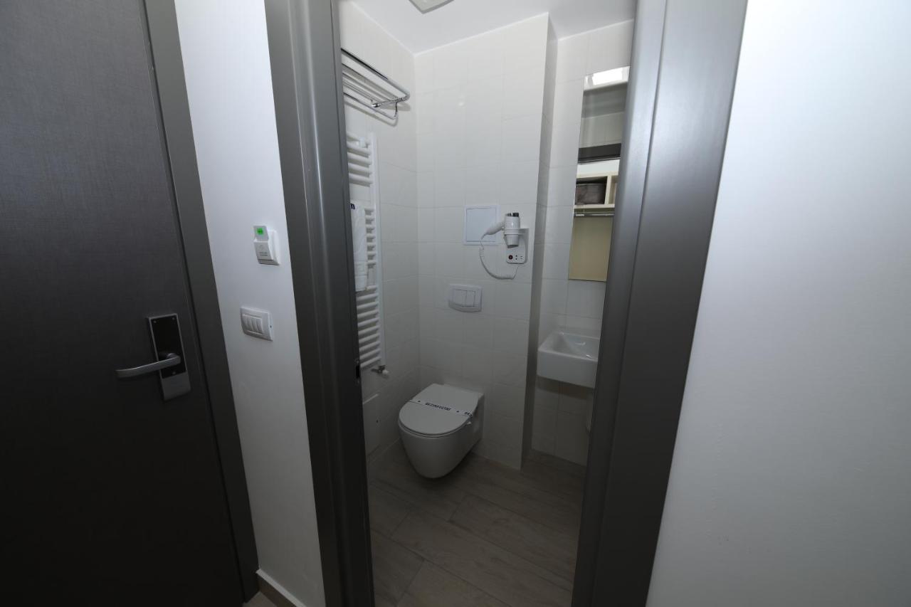 Hotel Delfin Mamaia Ngoại thất bức ảnh